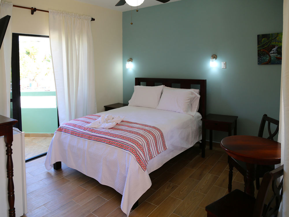 Jans Hotel Кей-Колкер Экстерьер фото