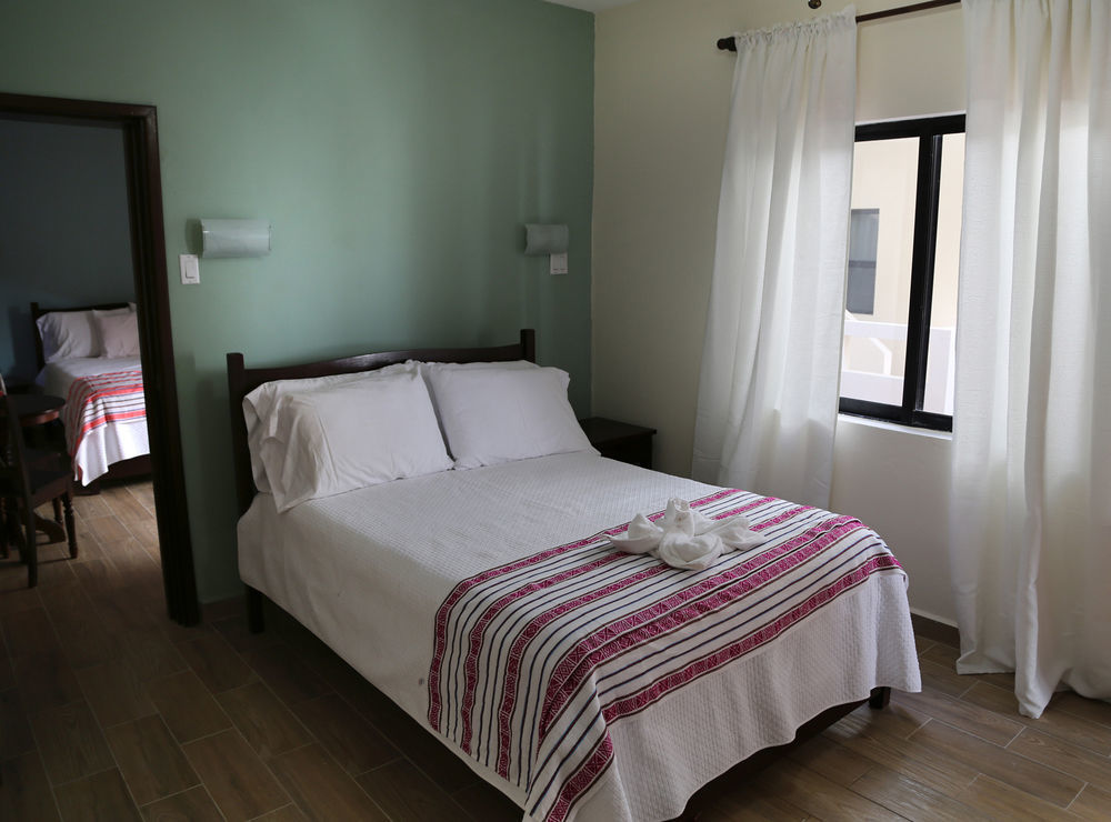 Jans Hotel Кей-Колкер Экстерьер фото